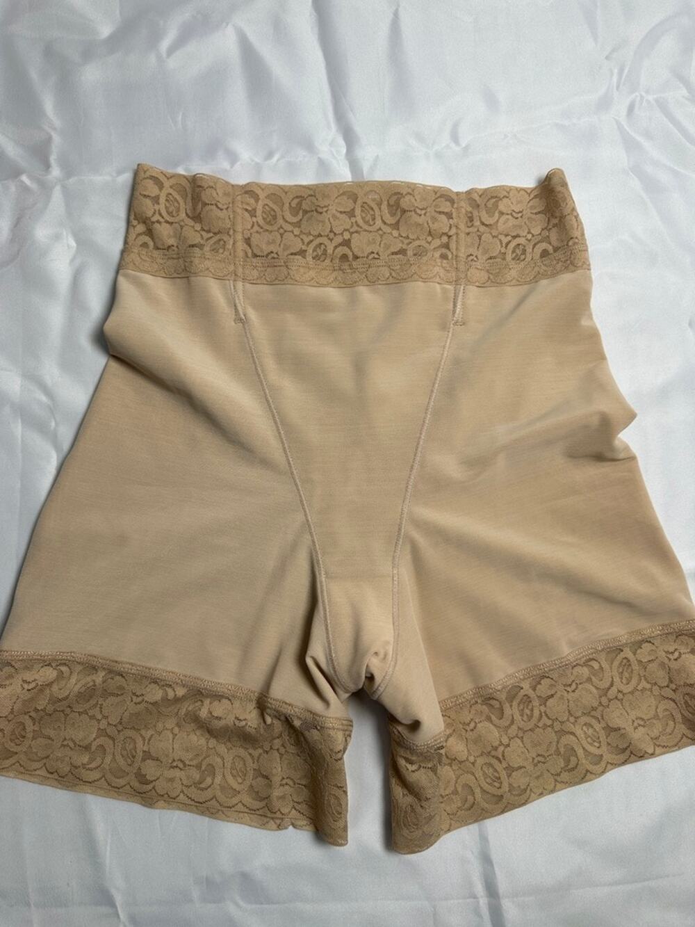 Shapellx AirSlim Butt Enhancer Shapewear Shorts Large Beige Lace NWOT